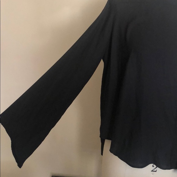 Zara long sleeve blouse with open back - Picture 2 of 7